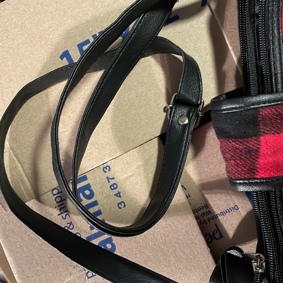 Woodland Creekk purse, NWT - Picture 3 of 9